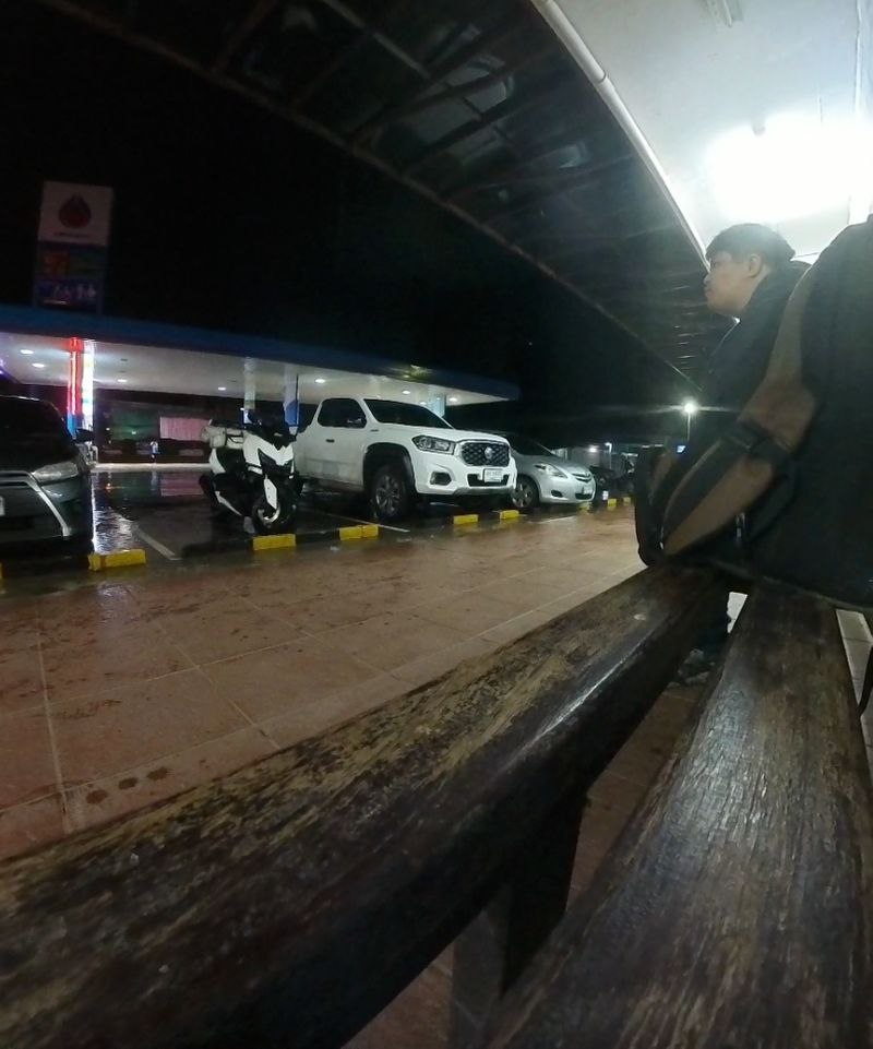 เดินทาง